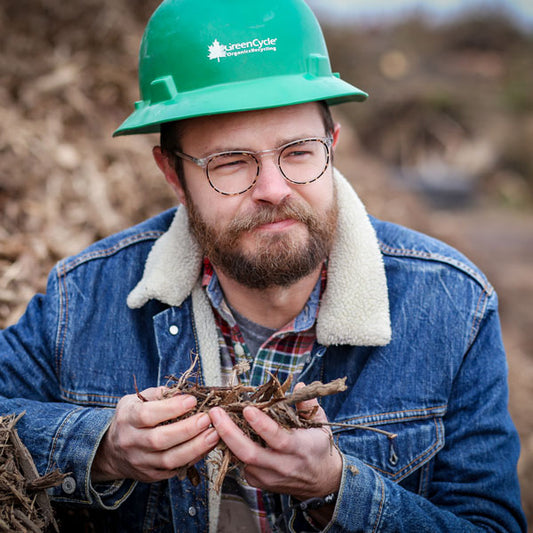 woodrow holding mulch